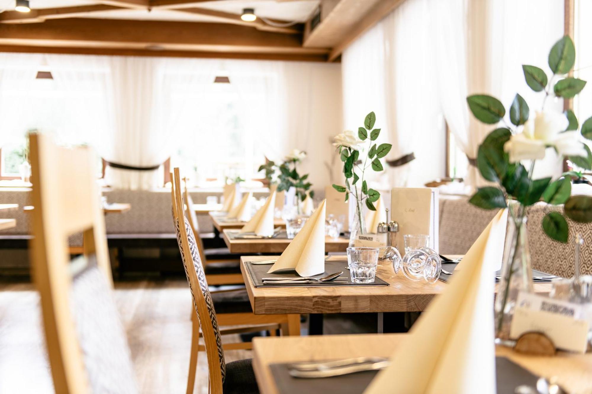 Hotel Bacher Рива ди Турес Екстериор снимка