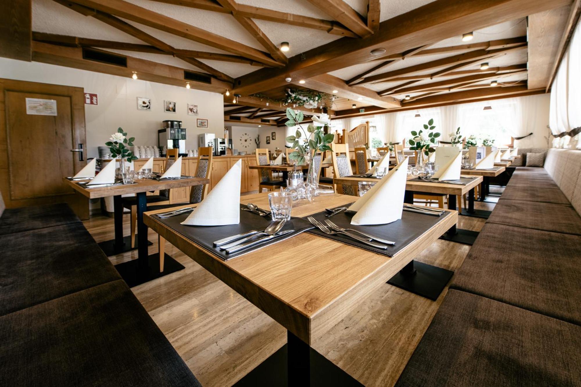 Hotel Bacher Рива ди Турес Екстериор снимка